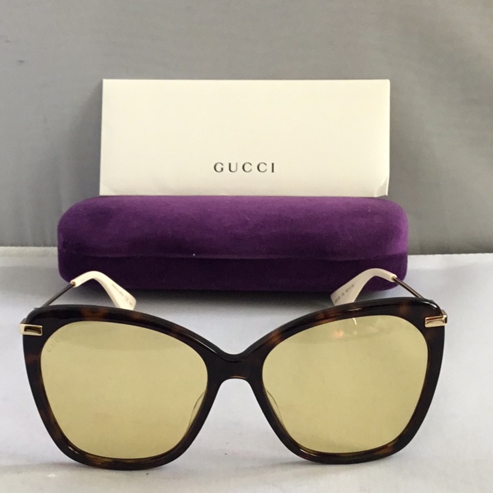 GUCCI SUNGLASSES LADIES. - Picture 2 of 8